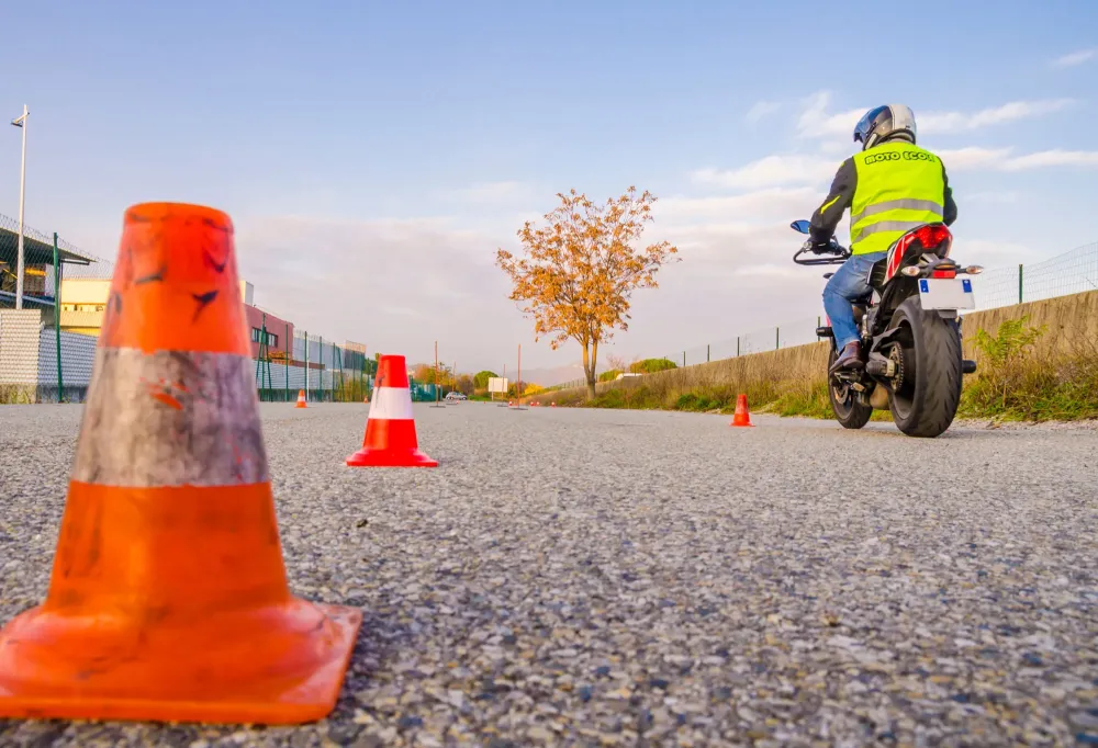 Cours-de-conduite-moto
